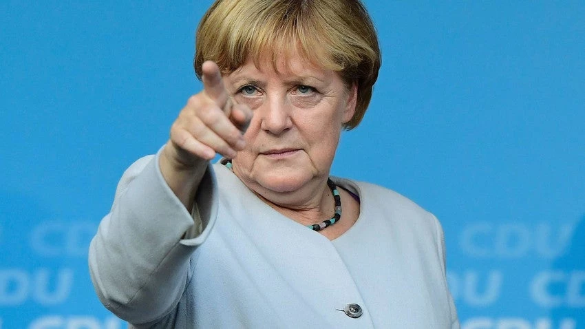 Αποκάλυψη «βόμβα» – «Η Μέρκελ πιέζει τη ΝΔ για το Σκοπιανό» – «Αναβρασμός» – Με λεξοτανίλ οι ΣΥΡΙΖαίοι – «Μακεδονία ξακουστή» σε εκδήλωσή τους